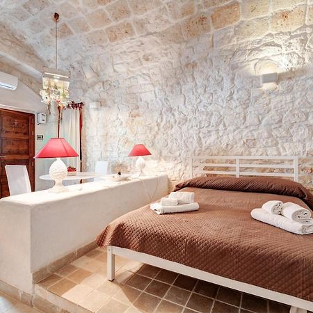 Le Bianche Suites Ostuni Exterior foto