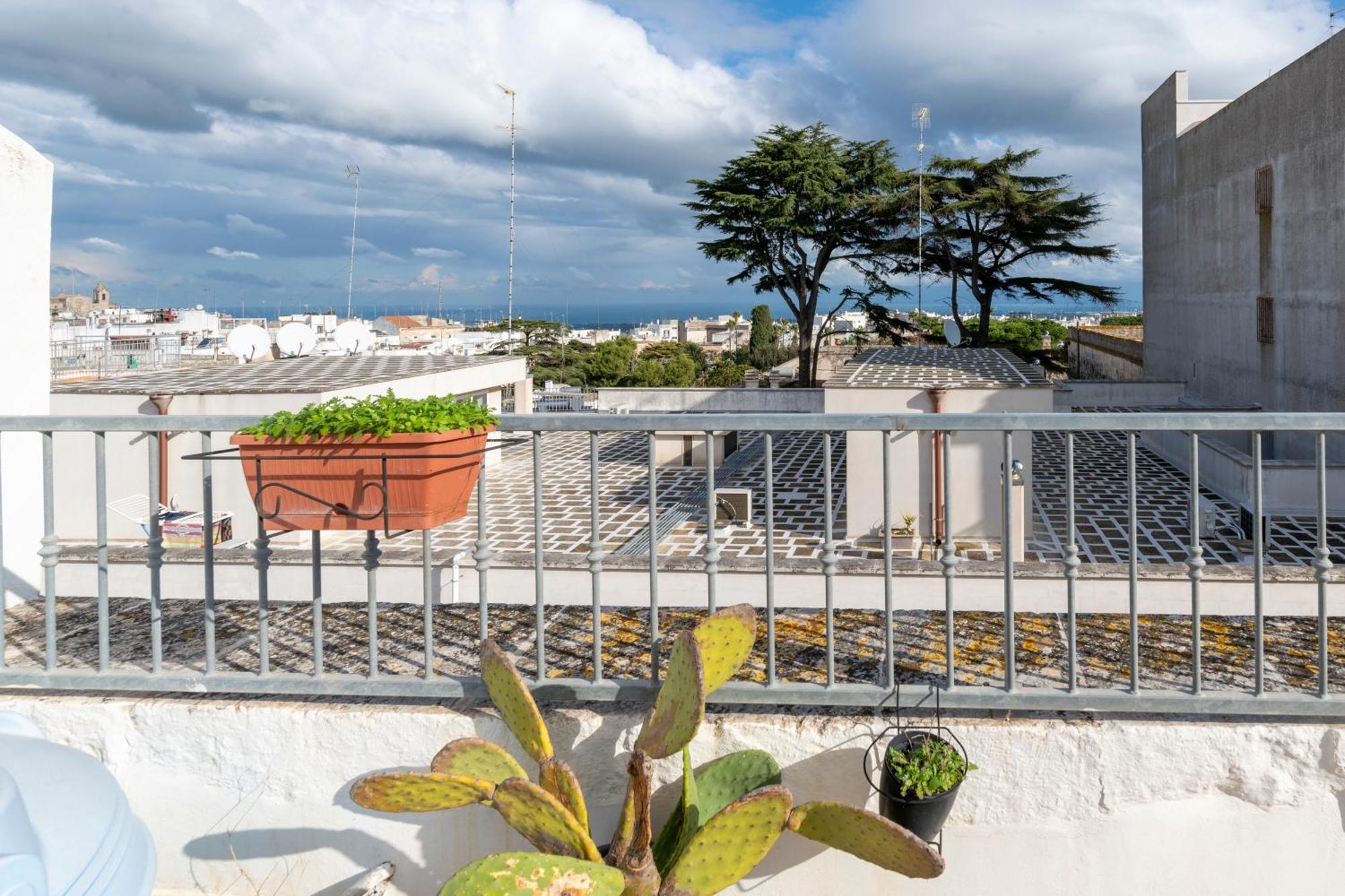 Le Bianche Suites Ostuni Exterior foto
