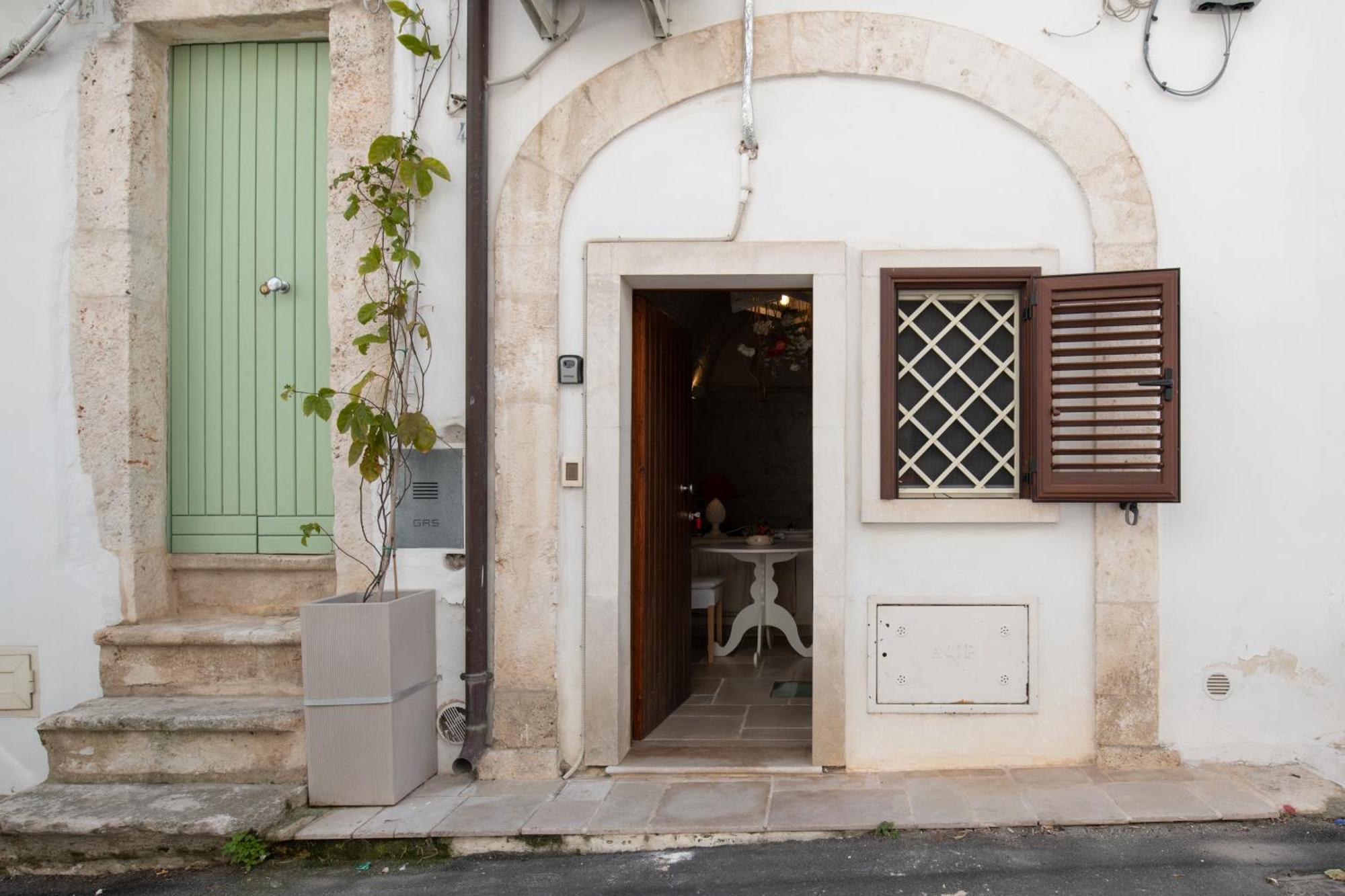 Le Bianche Suites Ostuni Exterior foto