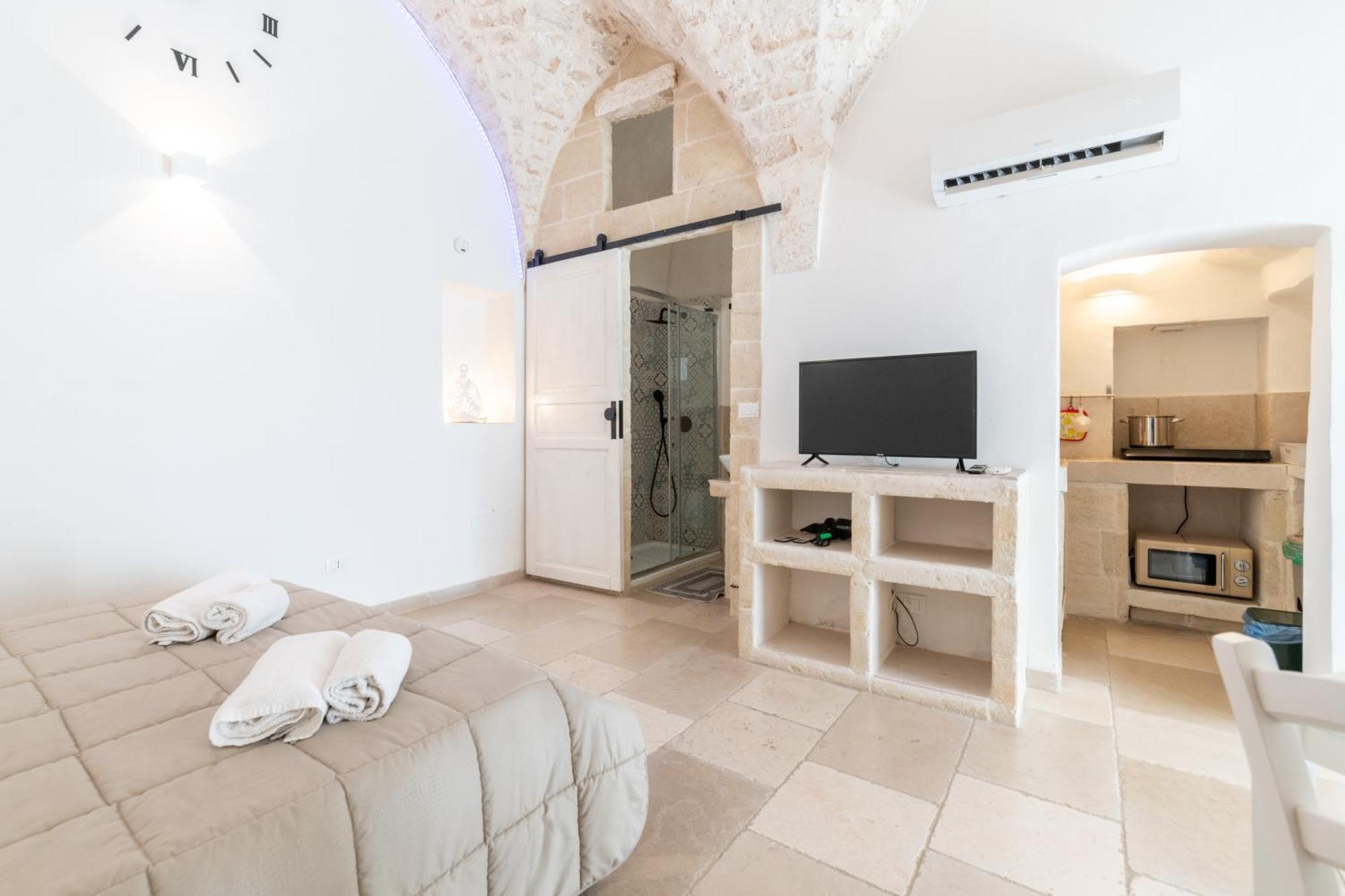 Le Bianche Suites Ostuni Exterior foto